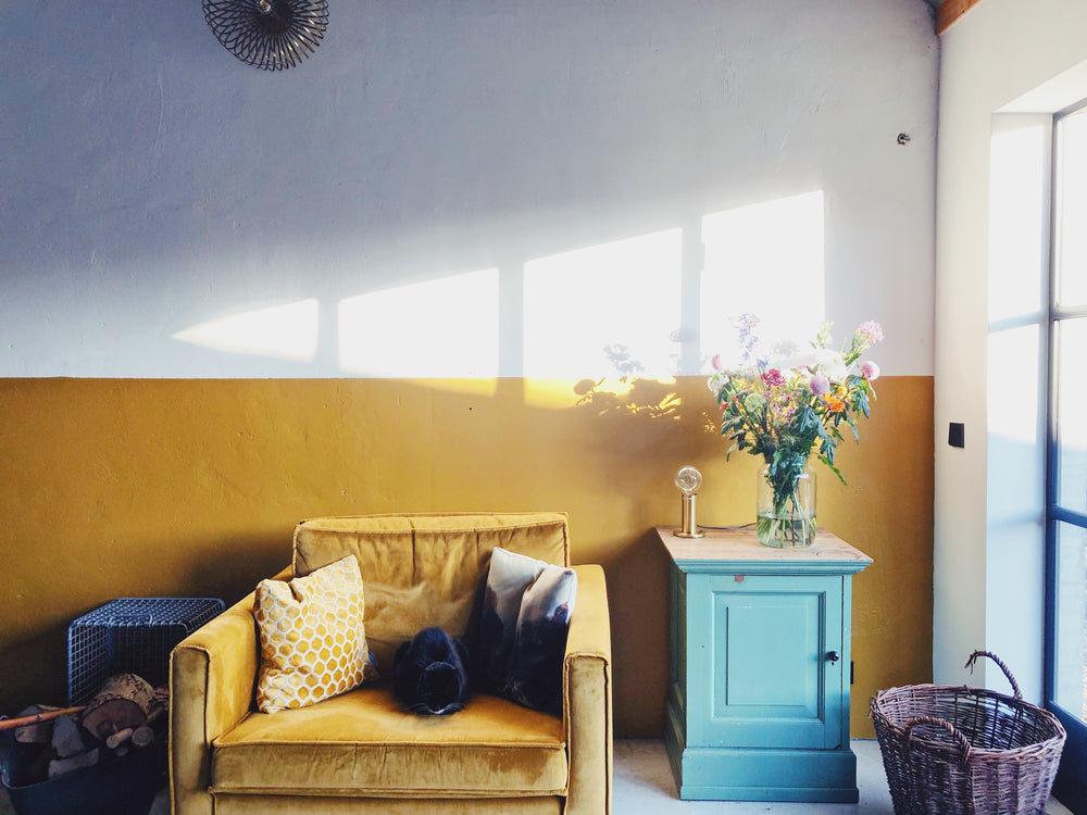 5 Stylish Ideas to Decorate with Mustard Yellow