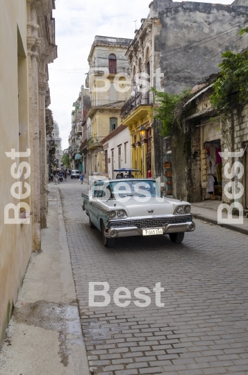 American classic cars in Havana