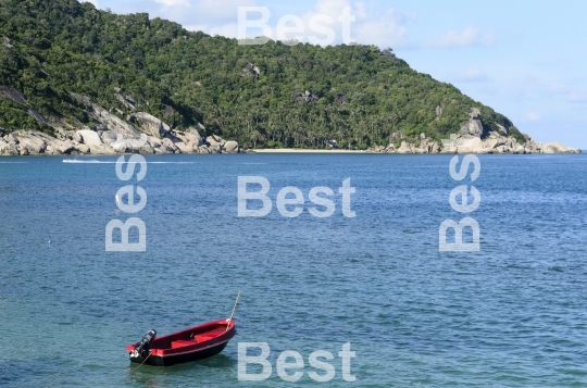 Boat on a turquoise blue ocean