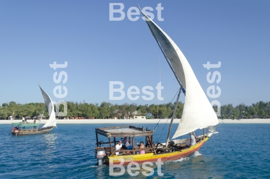 Cruise on wooden boats in Zanzibar