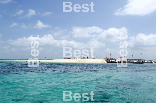 Cruise on wooden boats in Zanzibar