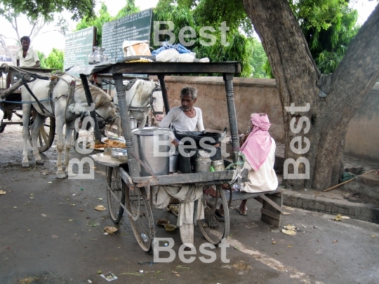 Food seller in Delhi