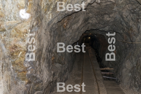 Gold mine shaft