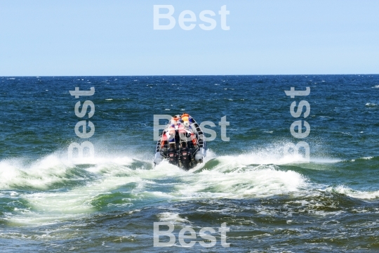 High speed boat