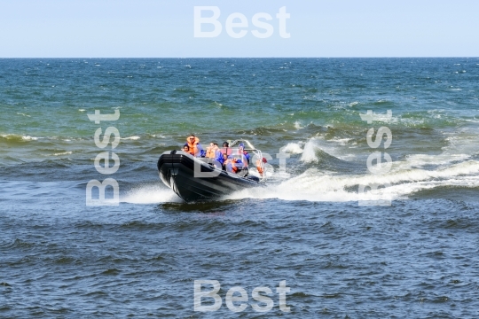 High speed boat