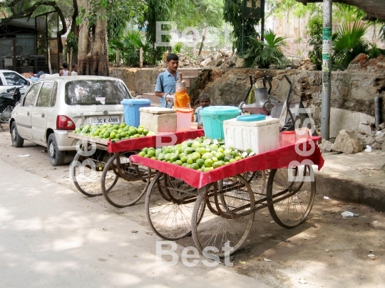 Orange juice seller in Delhi