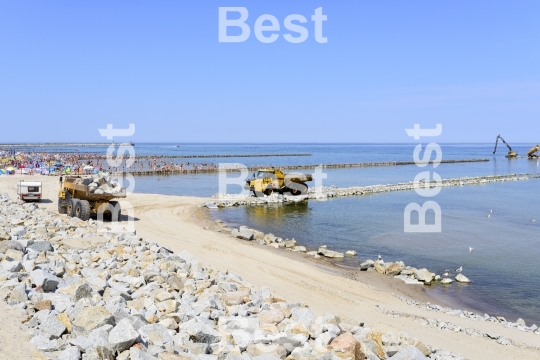 Rebuilding the coast in Ustka