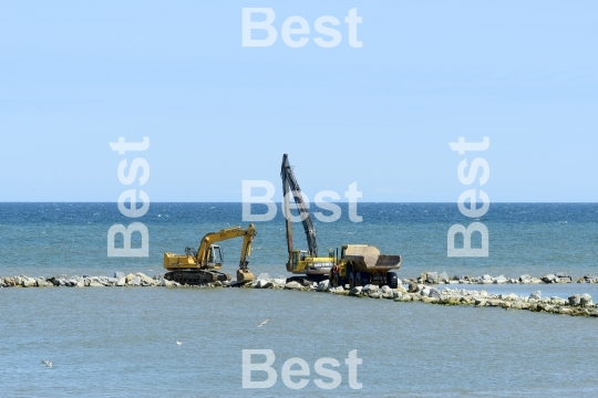 Rebuilding the coast in Ustka