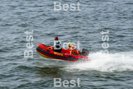 Rescue boat