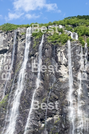 The seven sisters waterfall